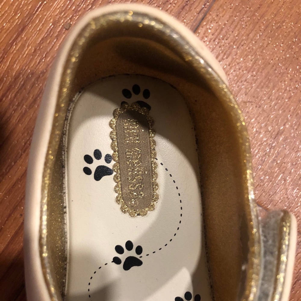 CAT Mini Melissa Ultragirl Gold Mary Jane Shoes Sz 7 - Picture 11 of 13